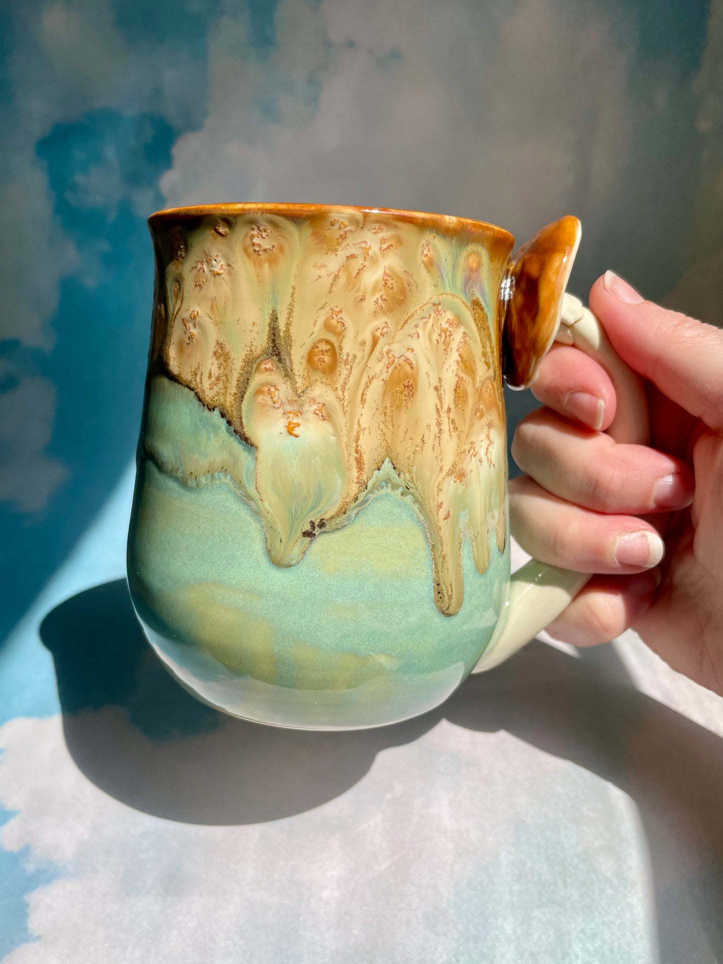 Mushroom Handle Mug 19oz