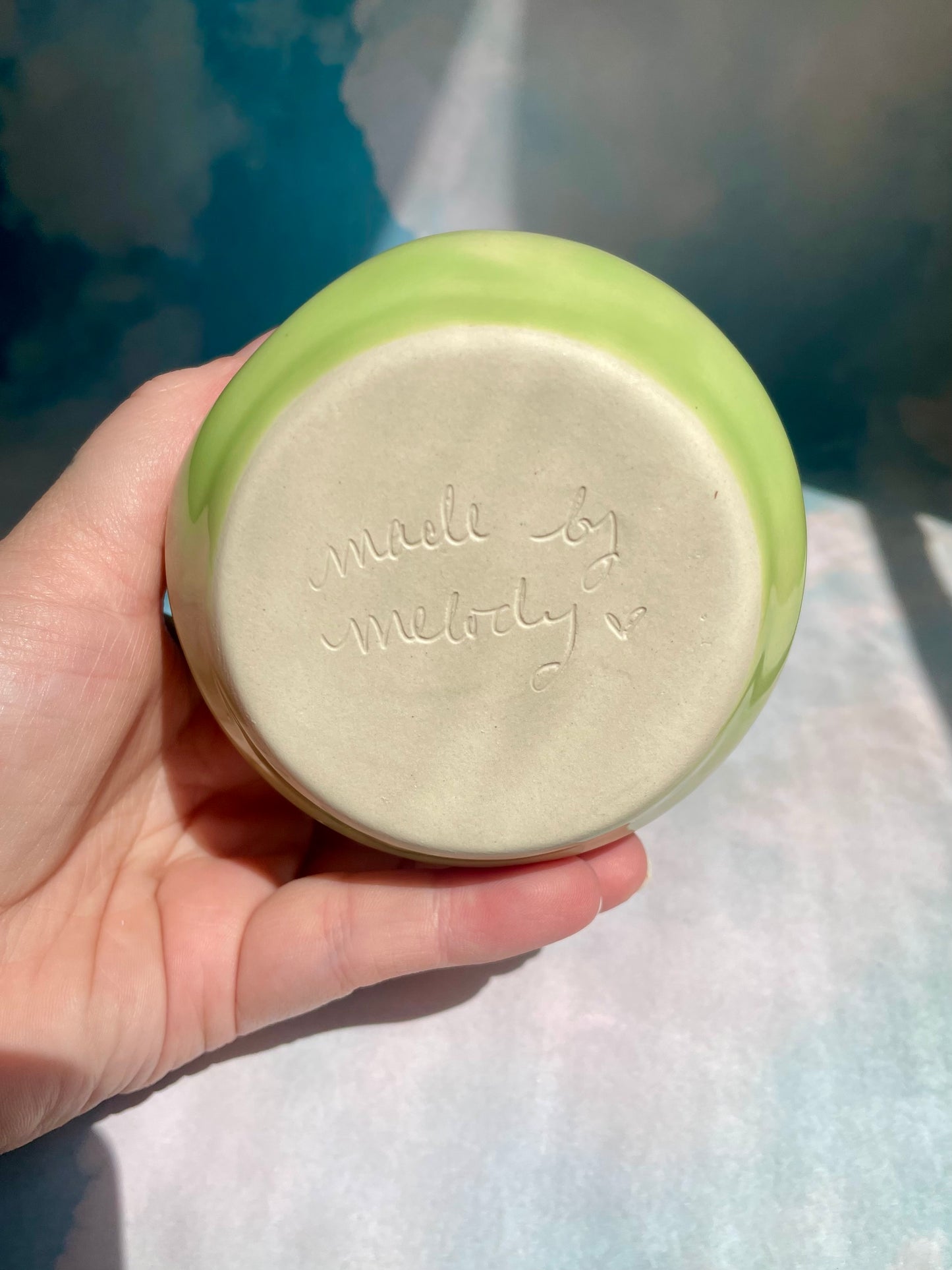 Thumb Cup 12oz