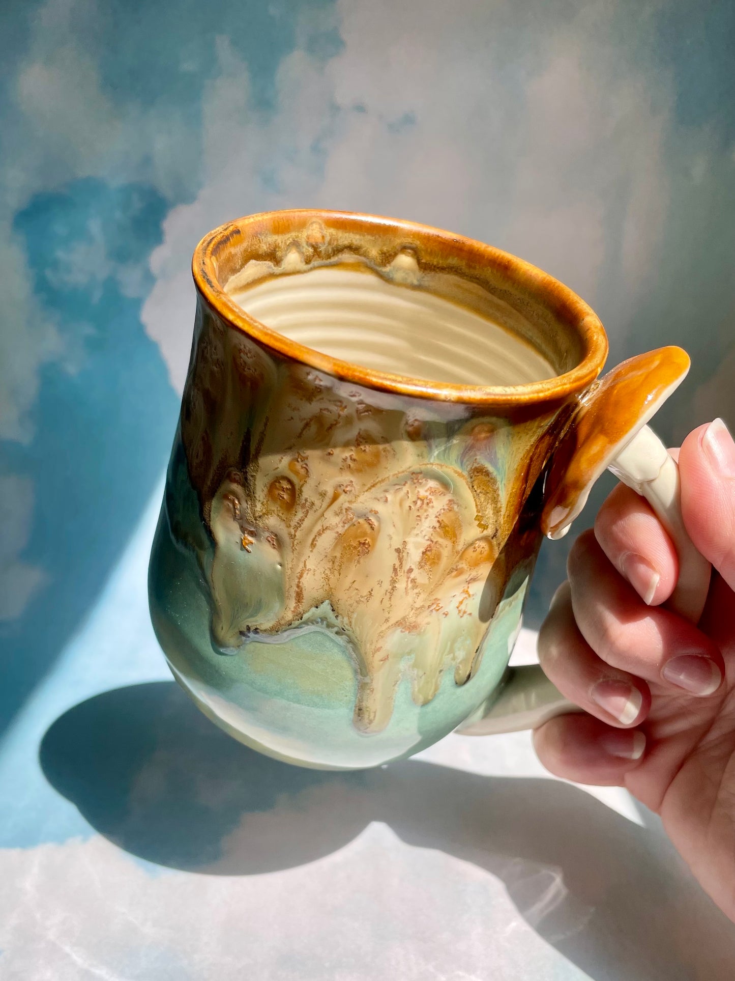 Mushroom Handle Mug 19oz