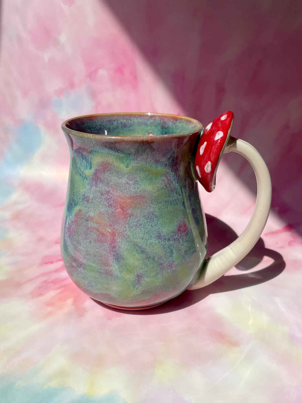 Mushroom Handle Mug 18oz